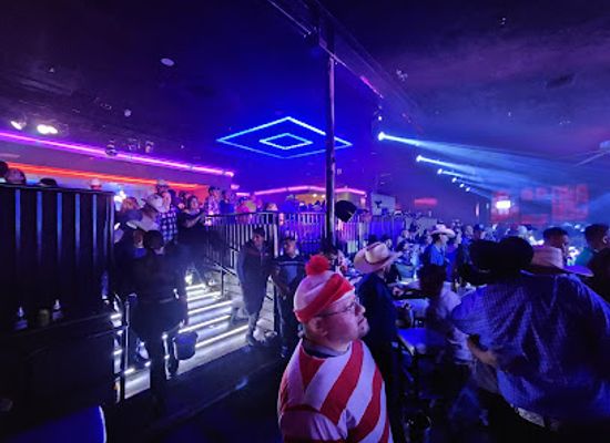 california/bakersfield/nightclub/la-movida-night-club