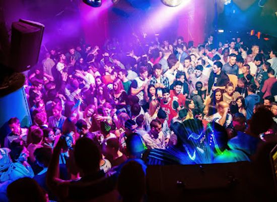 spain/granada/sacromonte/nightclub/camden-granada