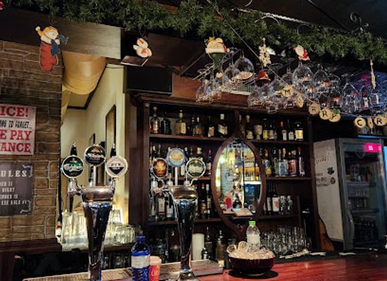 greece/meteora/nightclub/pub-38