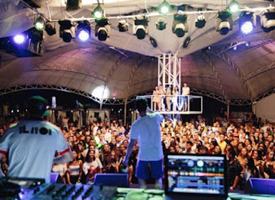 ukraine/sevastopol/nightclub/aqua-dance-beach-club