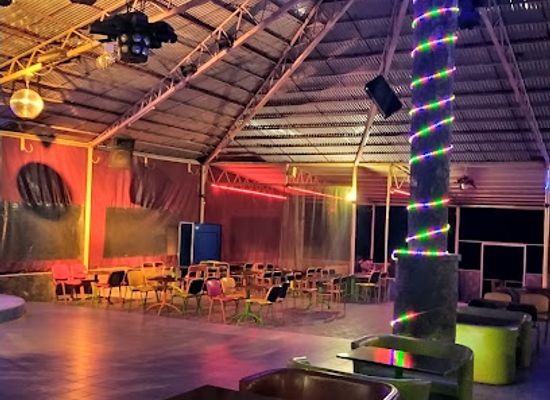 ukraine/mariupol/nightclub/santa-barbara