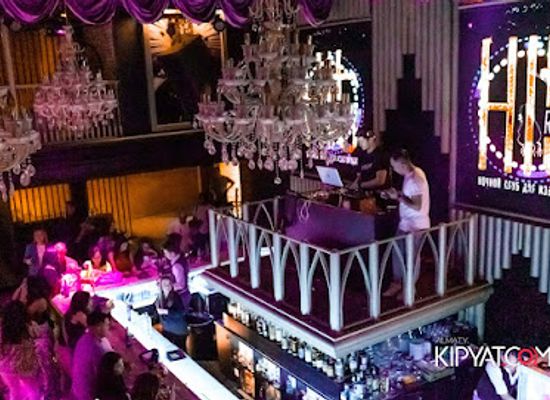 kazakhstan/almaty-mountains/nightclub/klub-retro-hit