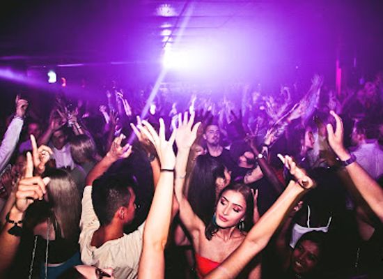 australia/eastern-victoria/nightclub/yoyo