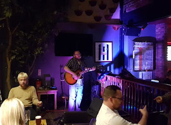united-kingdom/kinross-shire/bar/lourenzos