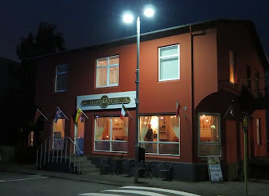 iceland/saudarkrokur/nightclub/hard-wok-cafe