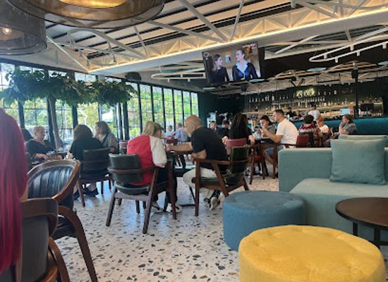 albania/elbasan-region/nightclub/truth-lounge-bar