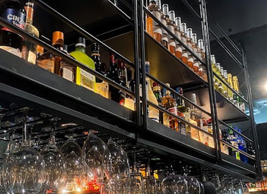 portugal/ericeira/nightclub/bar-doghouse-social-club