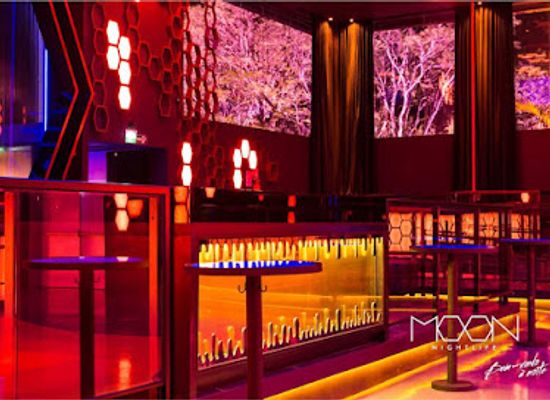 brazil/serra-gaucha/nightclub/moon-nightlife