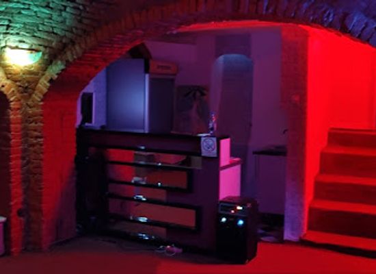 romania/prahova/nightclub/nice-club-l-a