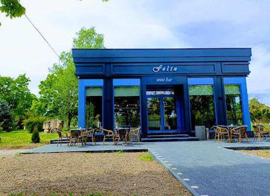 moldova/ungheni-county/nightclub/feliz-wine-bar