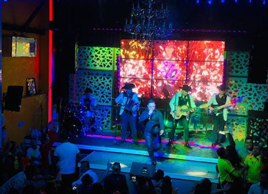colombia/amazon/nightclub/bar-la-santa-club