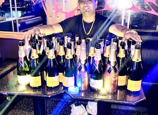 japan/koshi/nightclub/elite-night-club