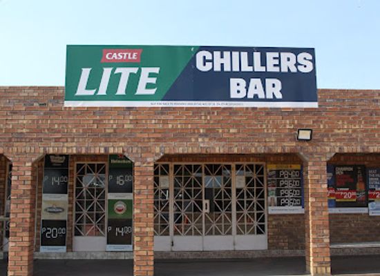 botswana/chobe-district/nightclub/chillers-bar