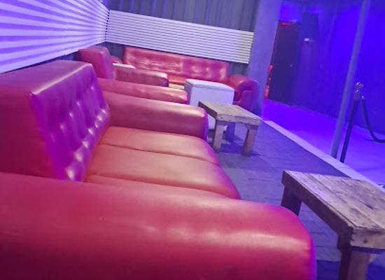 botswana/north-east-district/nightclub/lizard-entertainment
