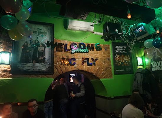 poland/torun/nightclub/students-club-frame