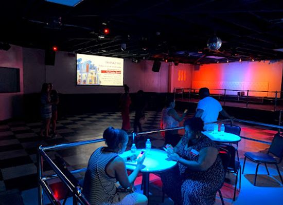 north-carolina/research-triangle/nightclub/luna-nightclub