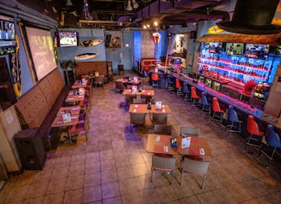 nevada/laughlin/nightclub/bikini-bay-sports-bar-grill