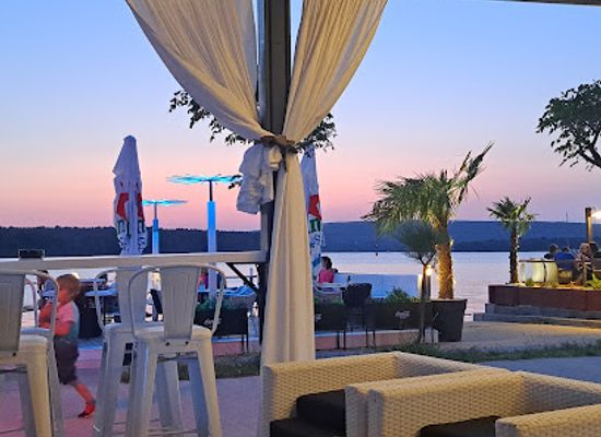 croatia/krk-island/nightclub/onyx-night-club