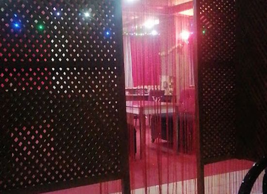 azerbaijan/ali-bayramli/nightclub/001-kafe
