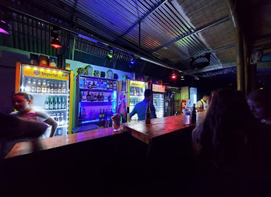 costa-rica/jaco/nightclub/twin-fin-resto