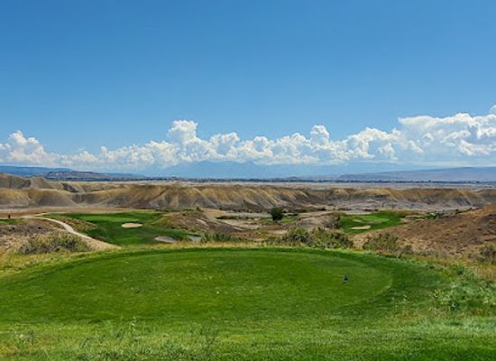 colorado/delta/nightclub/devil-s-thumb-golf-course
