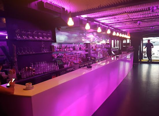 croatia/hvar/nightclub/nautica-bar