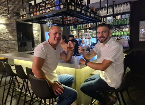 israel/modi-in/nightclub/menda-bar
