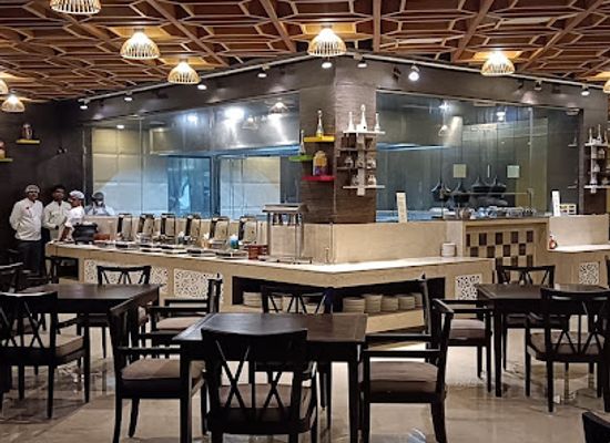 india/mahabalipuram/nightclub/swirl-the-bar