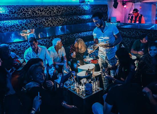 france/avignon/nightclub/les-ambassadeurs