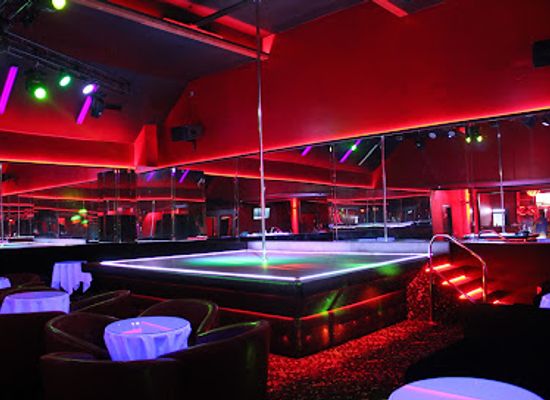 texas/south-texas/nightclub/the-woods-cabaret