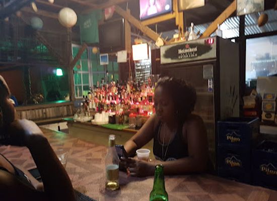 saint-lucia/laborie/nightclub/big-bamboo