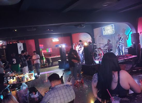 california/bakersfield/nightclub/la-tormenta-night-club