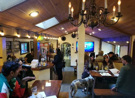 california/big-sur/nightclub/big-sur-taphouse