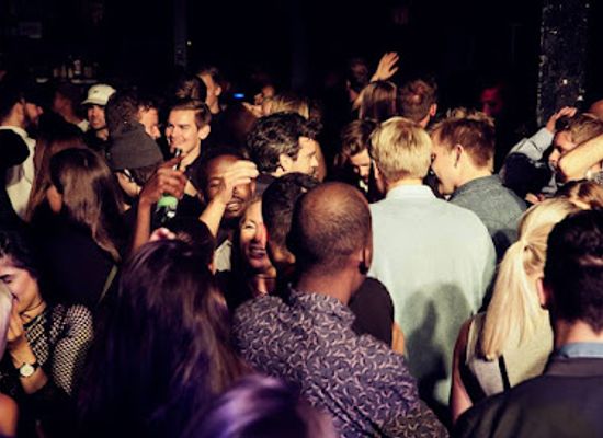 norway/oslo/sentrum/nightclub/bla