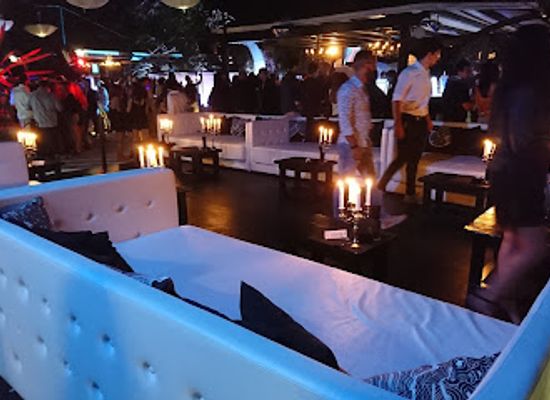 italy/romagna/nightclub/villapapeete-discoteca