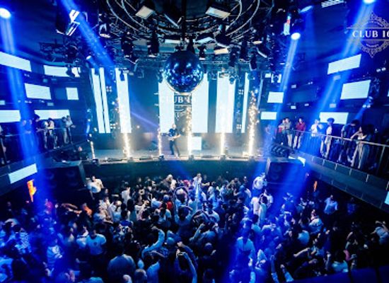 nepal/poon-hill/nightclub/club-sixteen