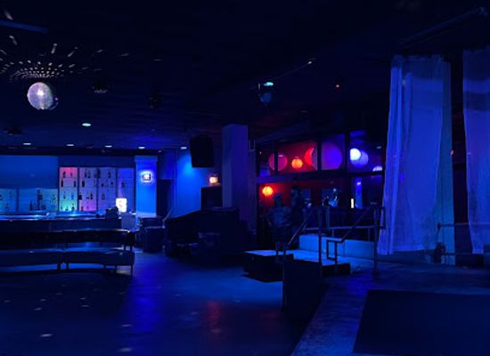 minnesota/glacial-ridge/nightclub/bar-fly