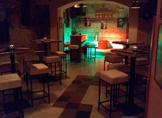 bulgaria/ruse/nightclub/bar-klub-asansora
