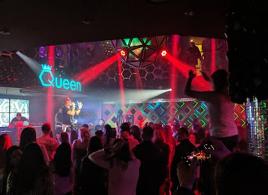 ukraine/lutsk/nightclub/queens-show