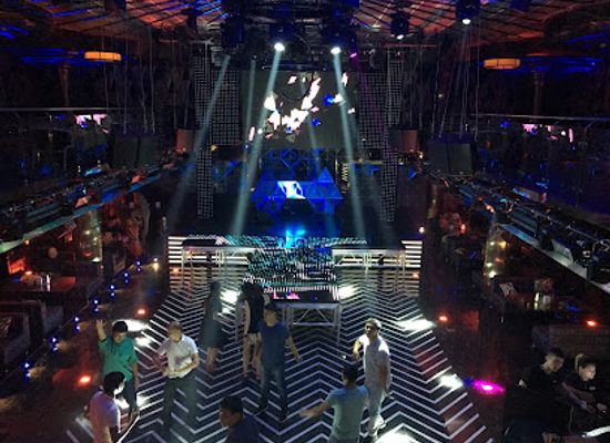 kyrgyzstan/kochkor/nightclub/mansion-night-club