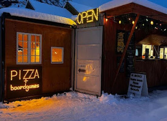 norway/flam/nightclub/the-somewhat-larger-red-wagon