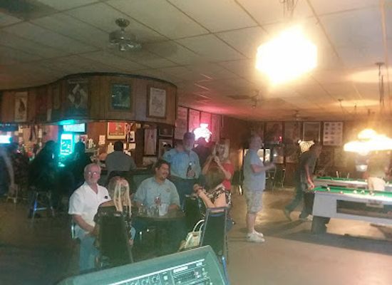 arizona/yuma-county/nightclub/showcase-sports-bar