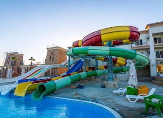 egypt/suez/nightclub/akwbr-lasrn