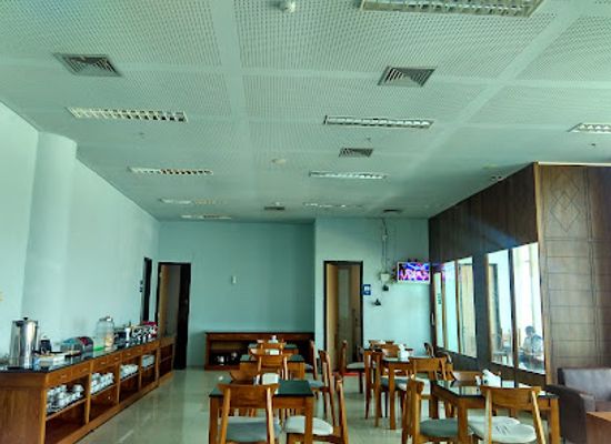 indonesia/labuan-bajo/nightclub/drikari-lounge