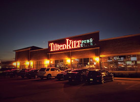 illinois/bolingbrook/nightclub/tilted-kilt-pub-and-eatery-bolingbrook-il