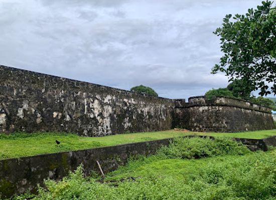 indonesia/banda-islands/nightclub/fort-nassau-banda-islands