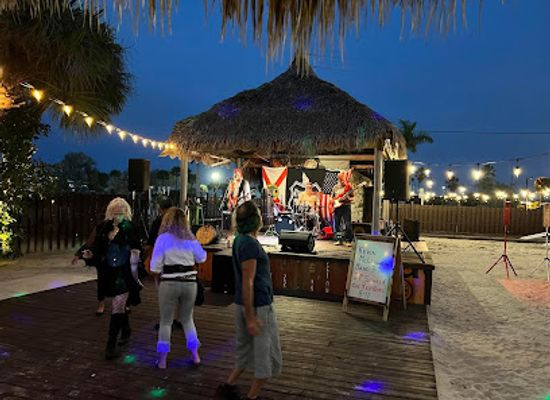 florida/nature-coast/nightclub/tipsy-tiki