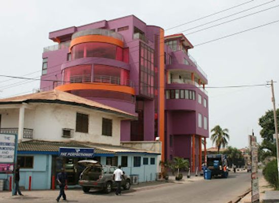 ghana/accra/cantonments/nightclub/citizen-kofi