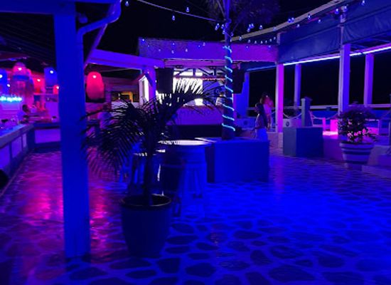 sint-maarten/sucker-garden/nightclub/mykonos-sint-maarten