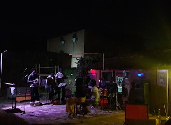 niger/damergou/nightclub/club-mooky